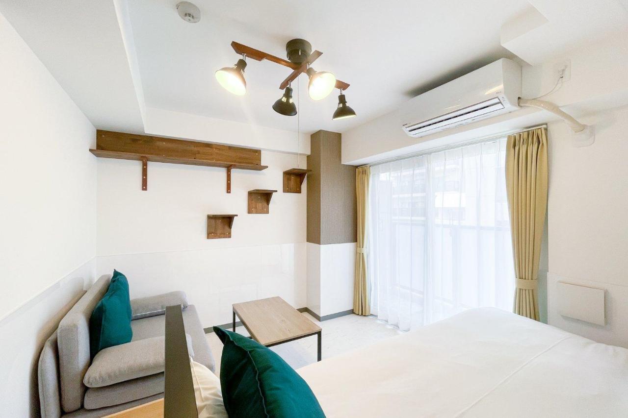 Blue Shimanouchi Apartment Osaka Room photo