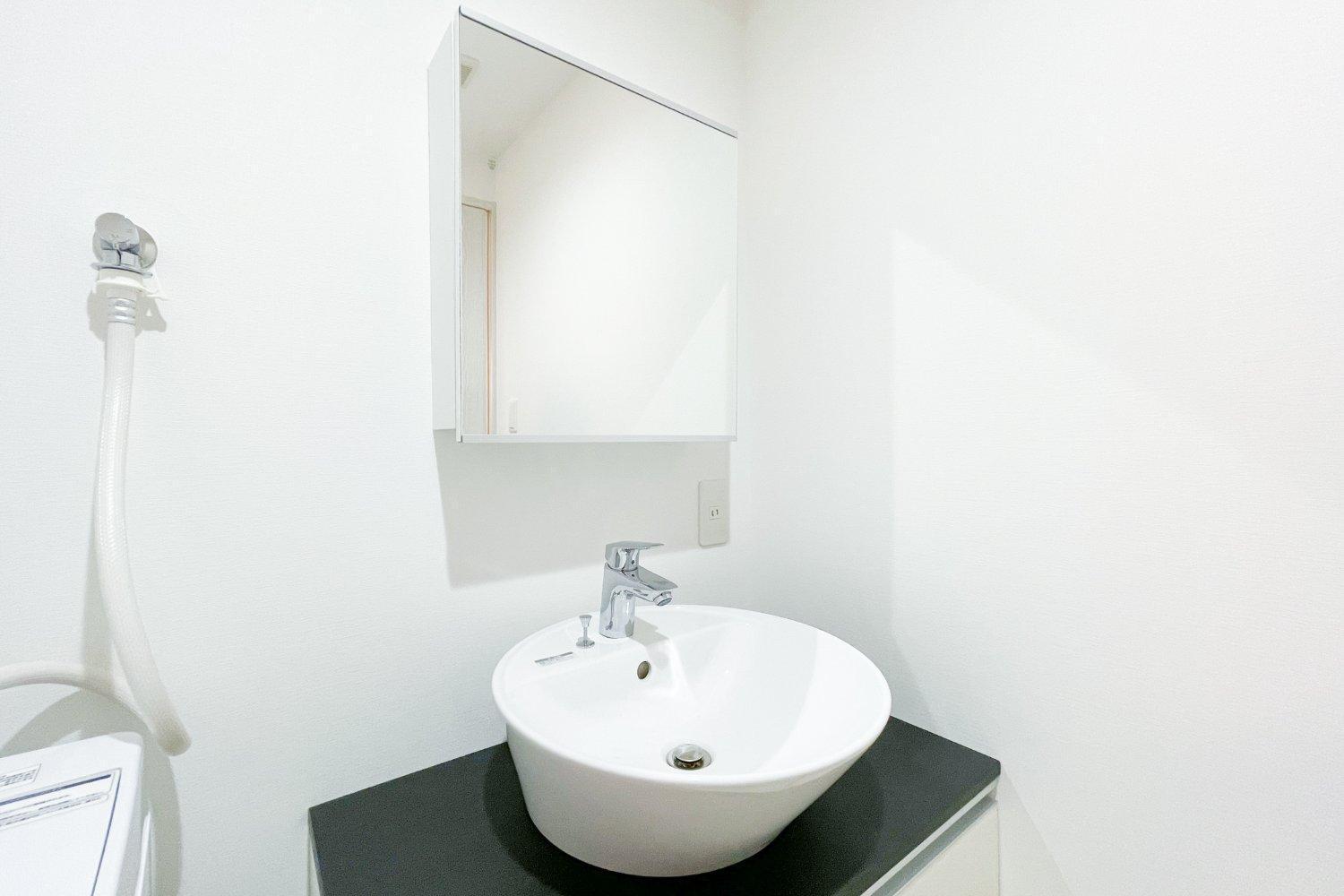 Blue Shimanouchi Apartment Osaka Room photo